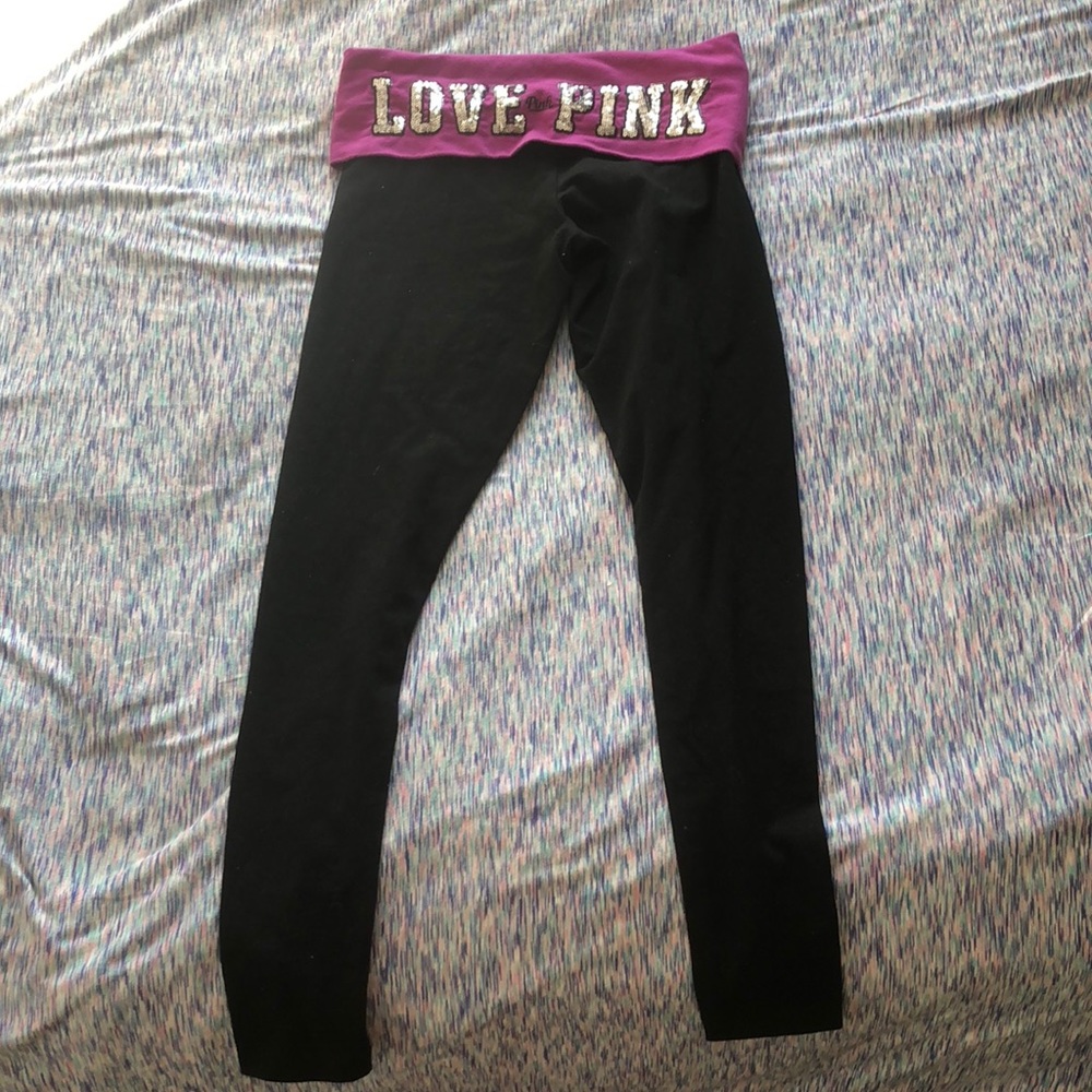 PINK yoga leggings